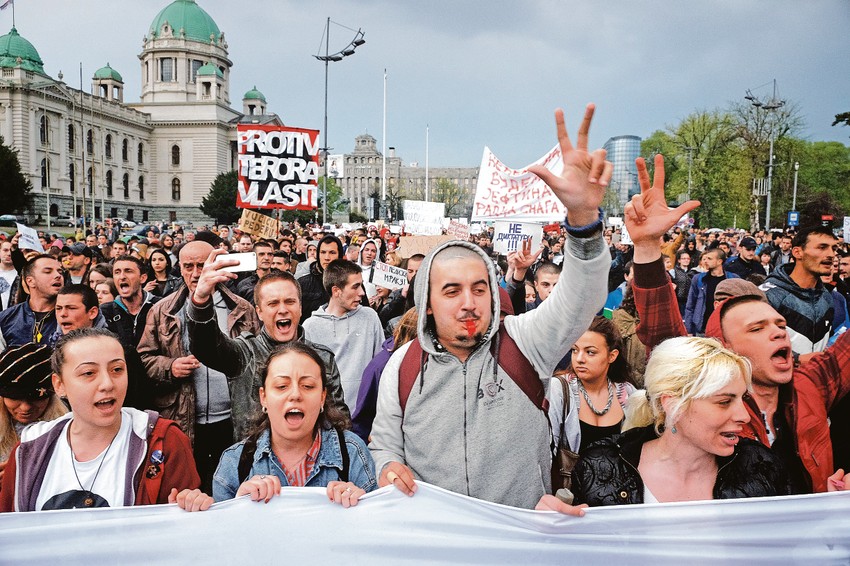 Protest u Beogradu_060417_RAS foto Vladimir ZIvojinovic (12)