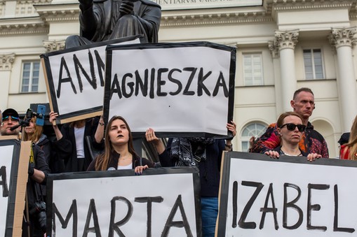 Protest pod hasłem Ani jednej więcej w Warszawie.