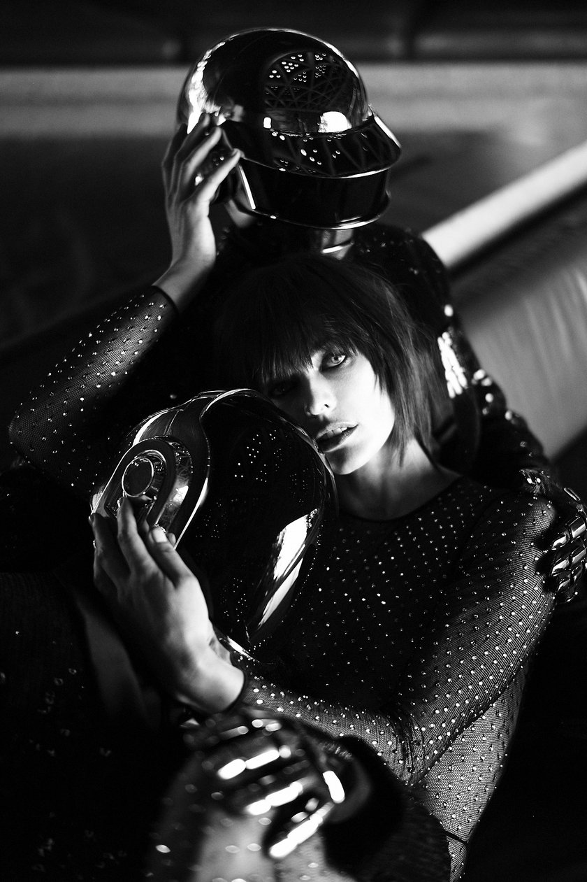 Milla Jovovich i Daft Punk w "CR Magazine"