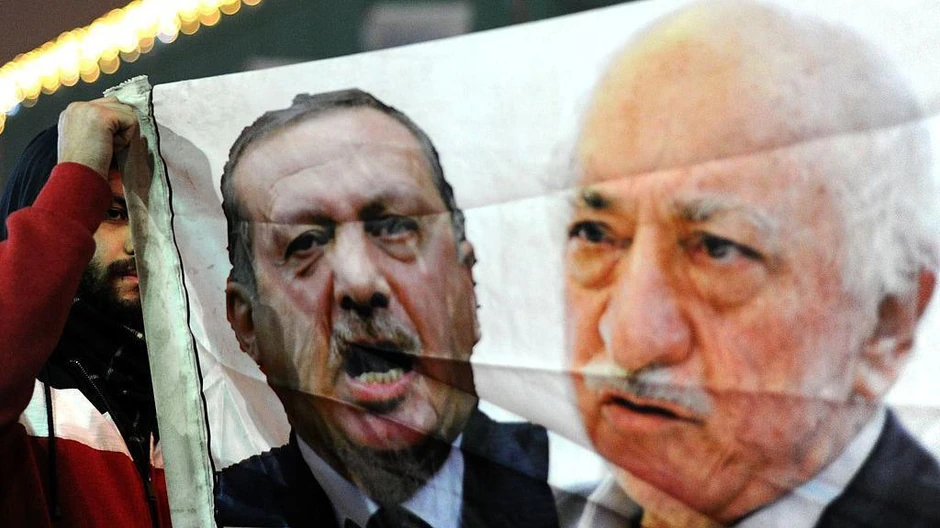 Erdogan i islamski propovednik Fetulah Gulen decenijama su bili bliski saveznici, ali su kasnije postali ljuti protivnici | Foto: AFP via Getty Images