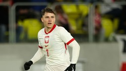 Oskar Pietuszewski czeka na pierwszy mecz w barwach FC Porto. Media podały datę debiutu