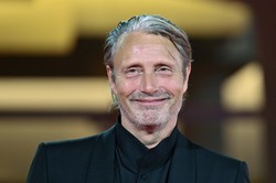 Mads Mikkelsen w polskiej superprodukcji. "To nazwisko, o którym marzyliśmy"