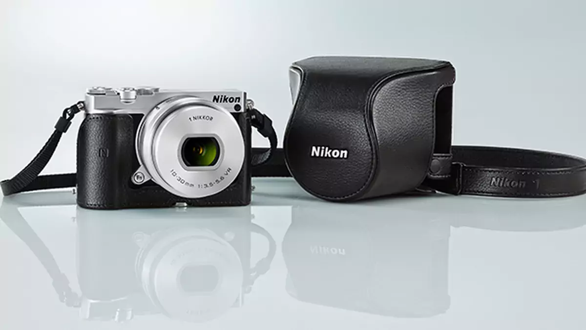Aparat Nikon 1 J5 z przereklamowanym wideo 4K oraz trybem selfie