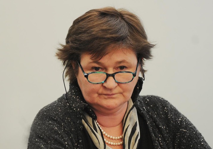 <b>5. Prof. Magdalena Środa</b>
<br>
<br>
Nazywana „mózgiem lewicy” i „papieżycą feminizmu”, zabiera głos w kwestiach światopoglądowych gdy chodzi o in vitro, aborcję czy eutanazję, ale świetnie orientuje się także w sprawach gospodarczych.
<br>
Była pełnomocniczką ds. równouprawniania w rządzie Marka Belki, dziś jest czołową postacią Kongresu Kobiet. Popierała różne partie lewicowe, w ostatnich wyborach wsparła Ruch Palikota - wzięła między innymi udział w jego kongresie założycielskim.