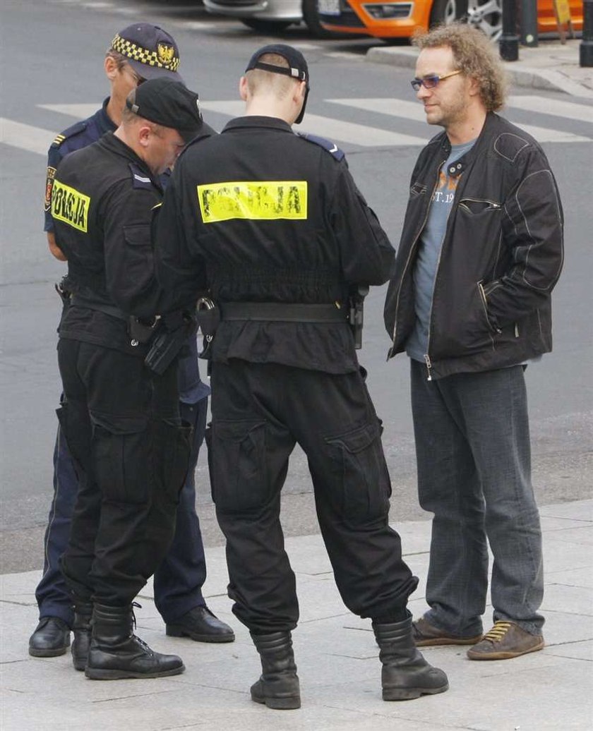 Najsztub vs straż miejska. Sprawdź kto wygrał