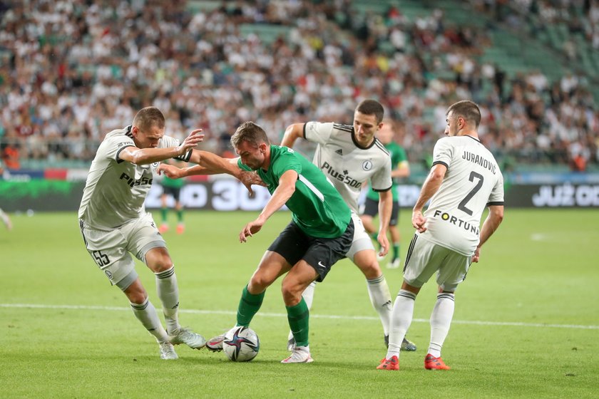 Jeśli Legia obroni nikłą przewagę sprzed tygodnia i wyeliminuje Florę Tallin w II rundzie eliminacji Ligi Mistrzów, ma zagwarantowany udział przynajmniej w fazie grupowej Ligi Konferencji.