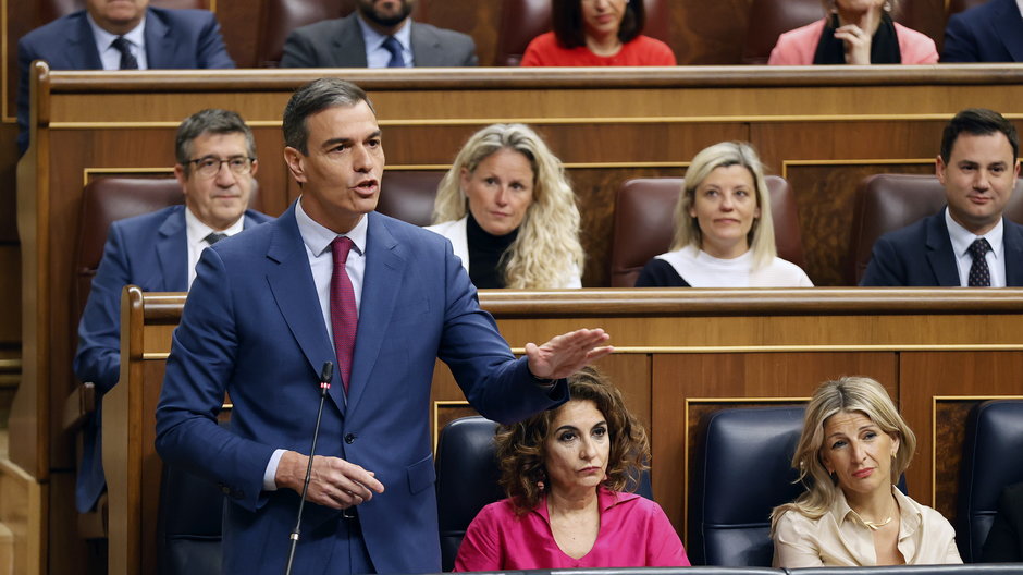 Pedro Sanchez przemawia w hiszpańskim parlamencie