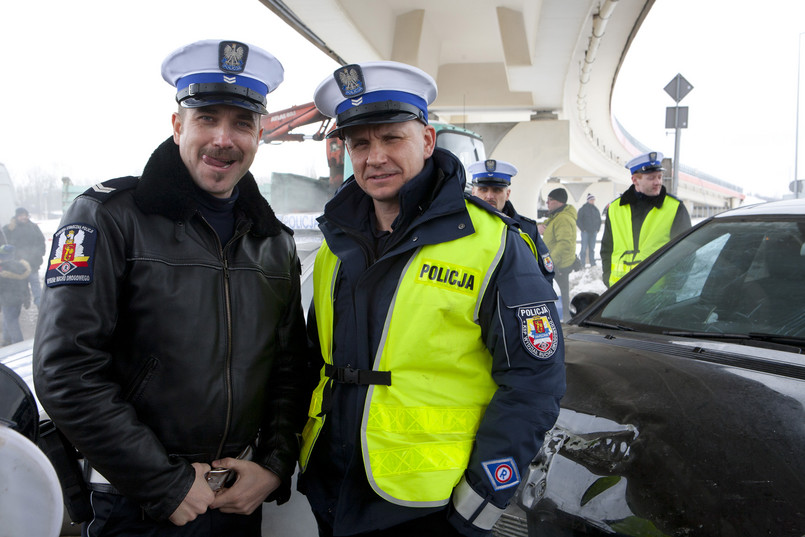 Marcin Dorociński i Bartłomiej Topa jako dwaj przyjaciele z policji