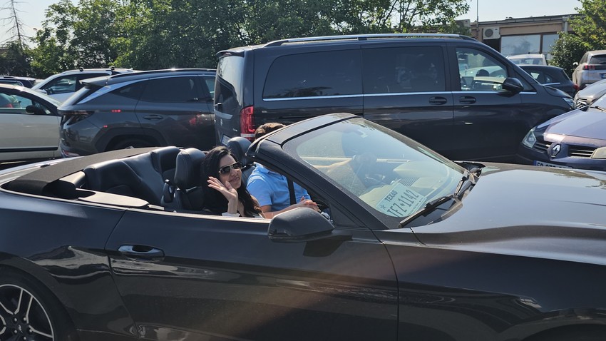 Tanja savić sa 11 godina mlađim dečkom Mukijem