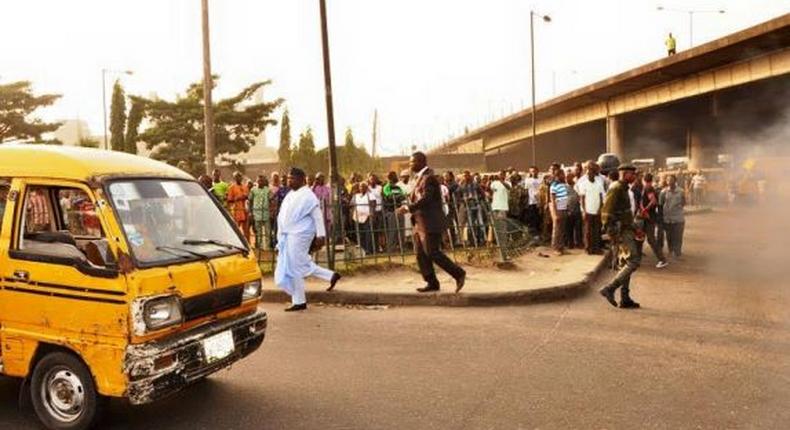 Governor Ambode arresting violators