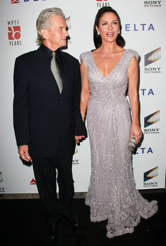 Catherine Zeta-Jones i Michael Douglas na gali "A Fine Romance" w LA