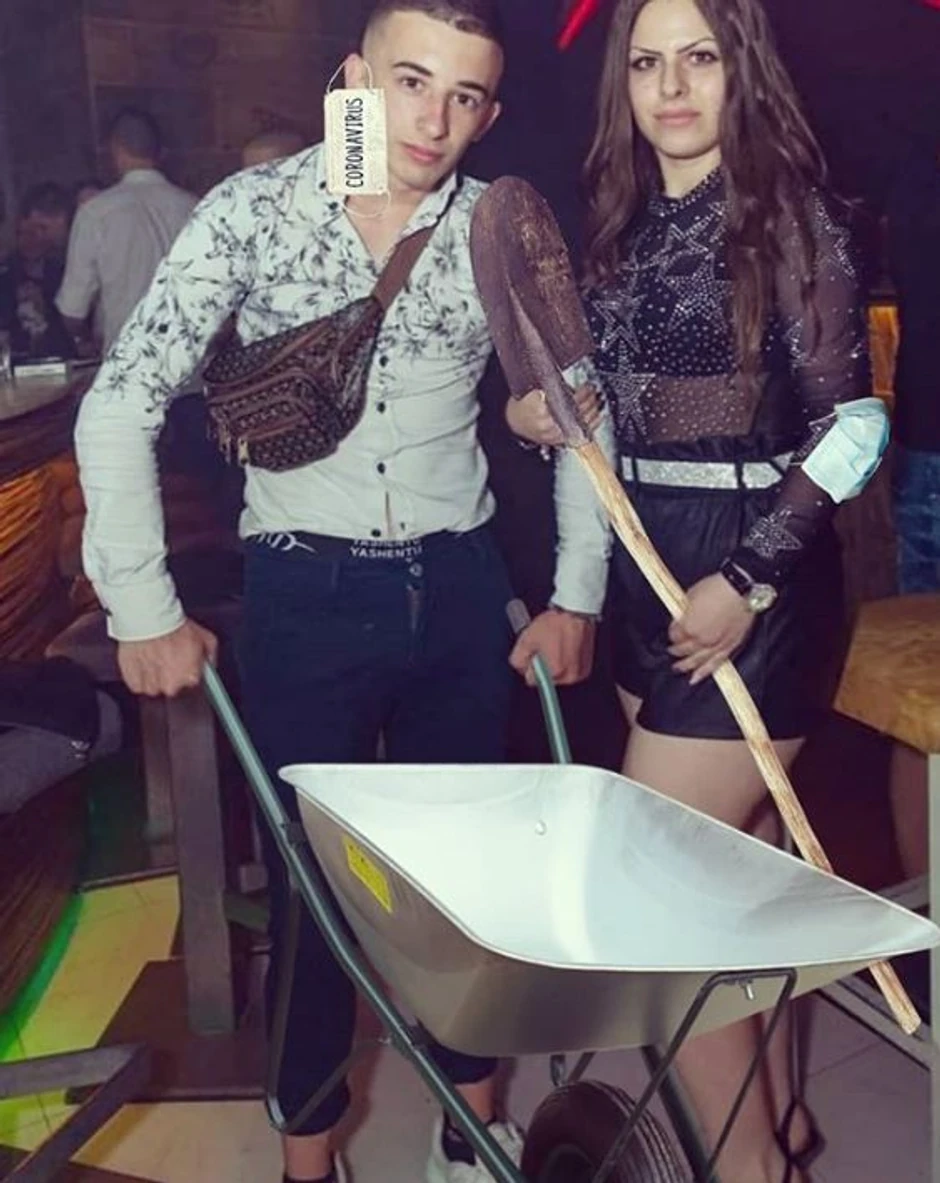 Mala i ja to završimo za tri dana, šest dnevnica i burek