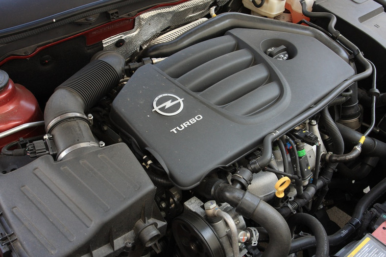 Opel Insignia 2.0 Turbo ECOTEC 220 KM