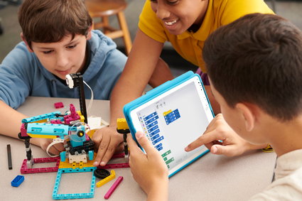 Nowe zestawy Lego nauczą dzieci podstaw programowania