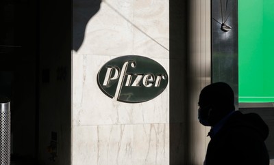 Szczepionki na Covid-19. KE ma umowę z Pfizer-BioNTech na zakup do 300 mln dawek
