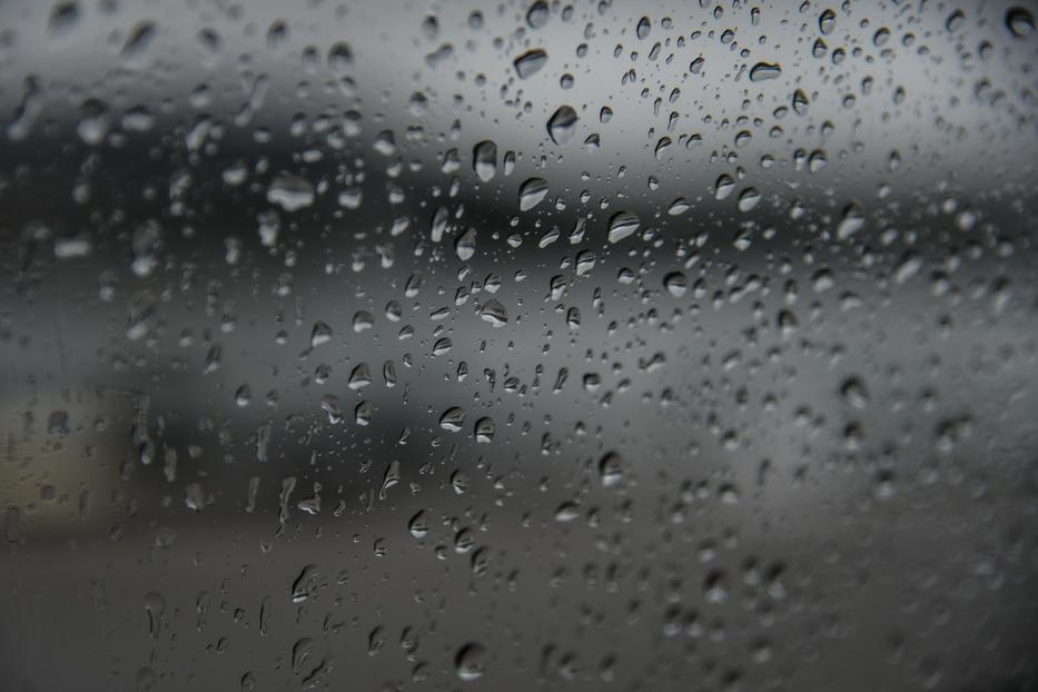 Ónos eső veszély: Itt kell nagyon vigyázni, ha autóba ülünk a következő két napban Fotó: Northfoto