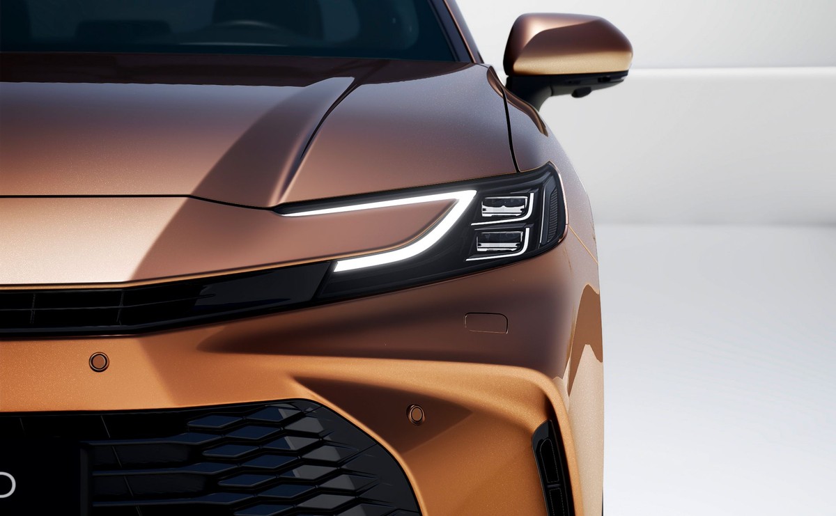 Nowa Toyota Camry