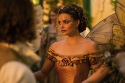 Ten serial kostiumowy robi furorę. "Zapiera dech w piersiach"