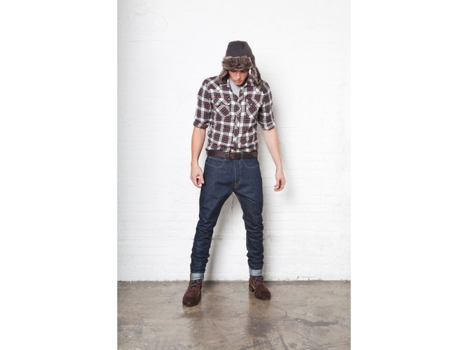 Ona i on w dżinsie od stóp do głów! Kolekcja Lee na sezon jesień/zima 2011.