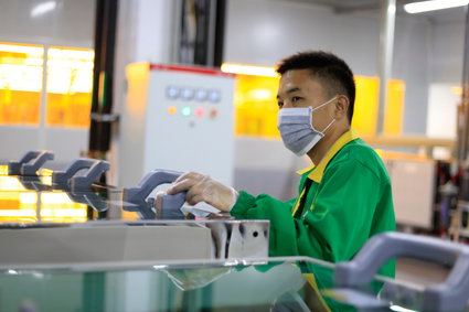 Apple i Foxconn przyznają, że nadużywały pracy tymczasowej w Chinach
