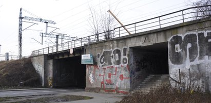 Rozbierają wiadukt nad Starogroblową. Będzie nowy