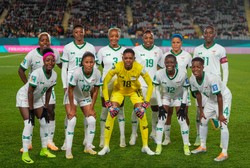 Skandal na mundialu kobiet. Trener dotykał piersi zawodniczki