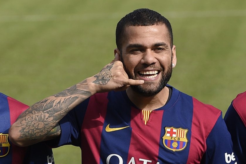 Dani Alves skrytykował Barcelonę i chce odejść z klubu!