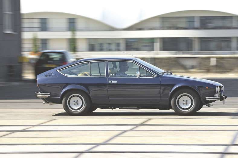 1980: Alfetta GTV 2000 - Perfekcyjna kombinacja