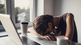 Stres w pracy zwiększa ryzyko trzech groźnych nowotworów złośliwych