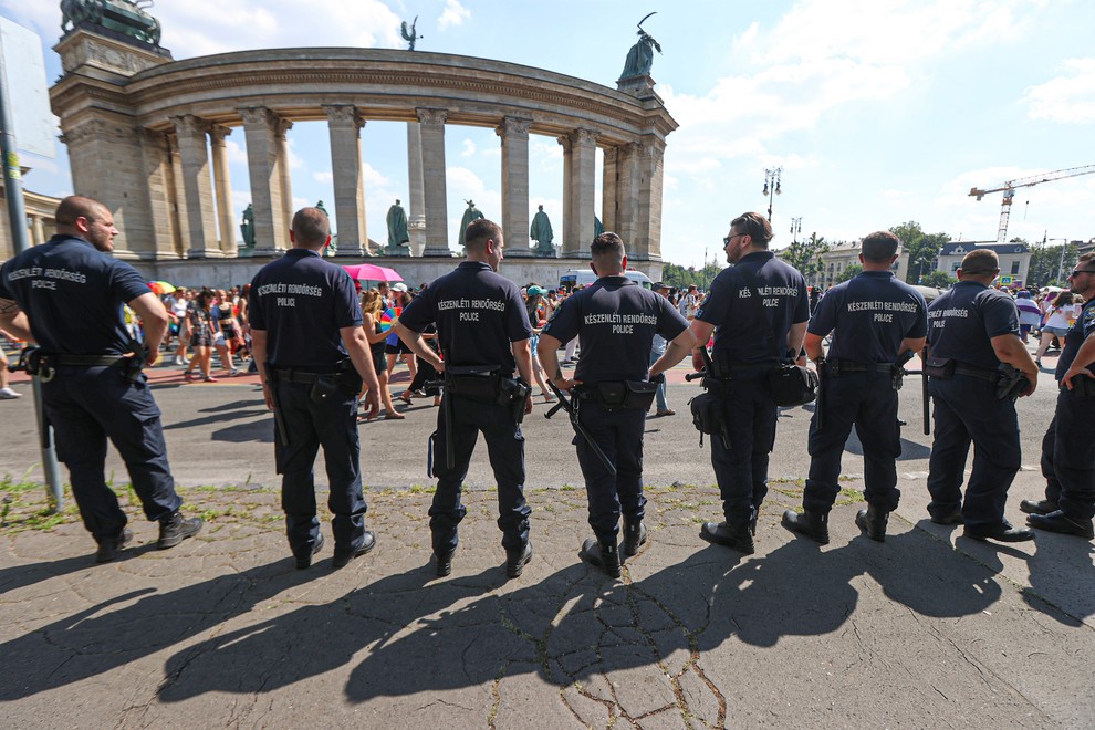 Budapest Pride 2023: Hatalmas A Tömeg, Fotókon A Felvonulás - Blikk