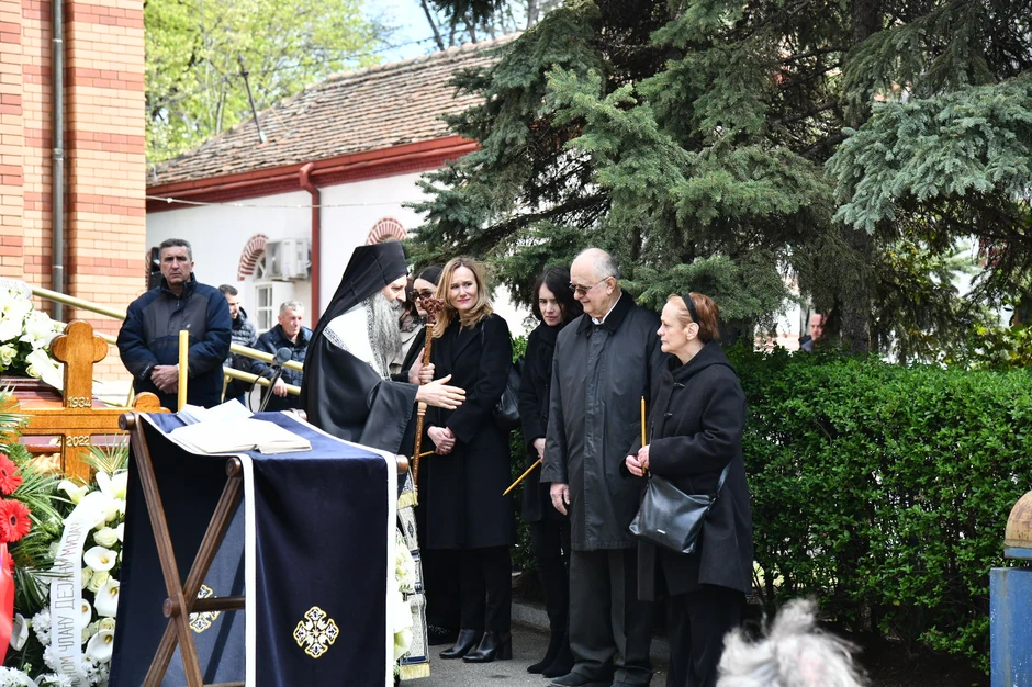 Sahrana Dejana Mijača