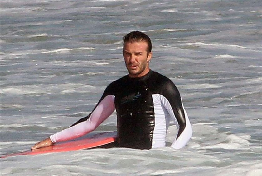 Surfujący David Beckham