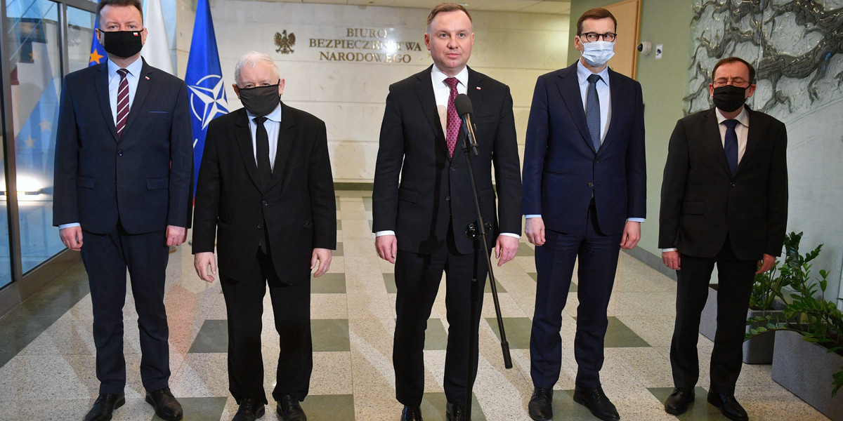 Konferencja w BBN z udziałem przedstawicieli rządu i prezydenta Andrzeja Dudy. 