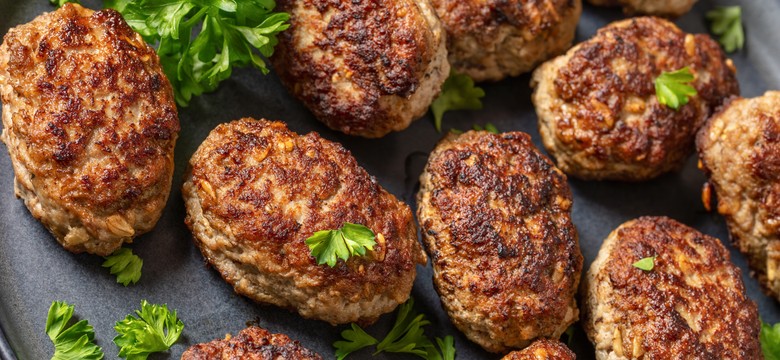 Pyszny obiad na sobotę. Podajemy przepis, Ty gotujesz. Mielone po śląsku, czyli karminadle