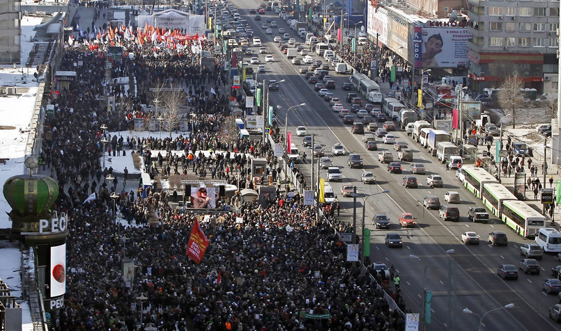 Tysiące demonstrantów pojawiło się na ulicach Moskwy, by walczyć z wyborczymi fałszertwami