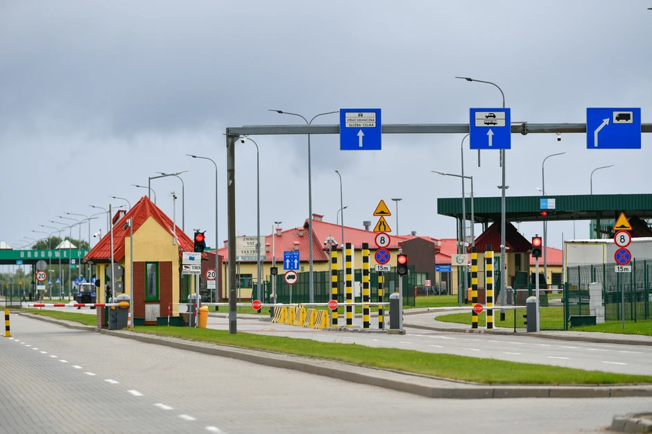 U Poljskoj stupila na snagu zabrana ulaska ruskim državljanima koji dolaze vazdušnim ili morskim putem (foto: granični prelaz Gžehotki-Mamonovo)