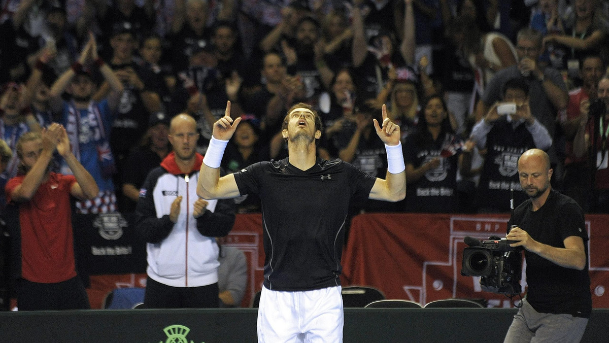 Szkocki tenisista ambitnie przez wiele lat walczył, aby awansować na pierwsze miejsce w rankingu ATP. Andy Murray w październiku został liderem. - Nie jestem zdziwiony jego osiągnięciem. Wszystko, co dobre w ostatnim roku zaczęło się w sezonie gry na kortach ziemnych - uważa były najlepszy brytyjski tenisista Tim Henman.