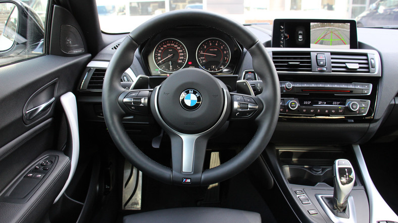 BMW M240i xDrive Coupe