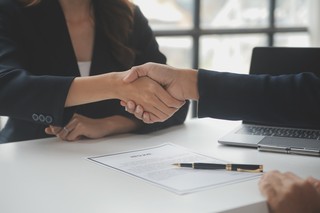 Koniec z „umowami śmieciowymi” zamiast etatu. Państwowa Inspekcja Pracy (PIP) z nowymi uprawnieniami