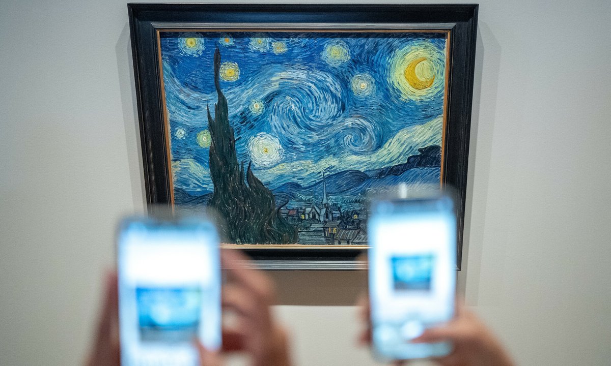 Barbie inspirowana "Gwiaździstą nocą" Van Gogha. Ile kosztuje kolekcjonerska lalka?