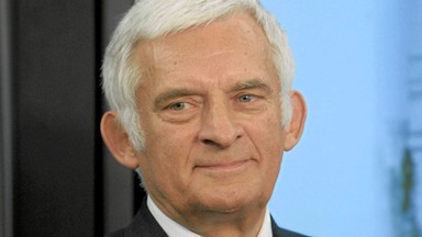 Buzek: drażnienie związkowców to błąd