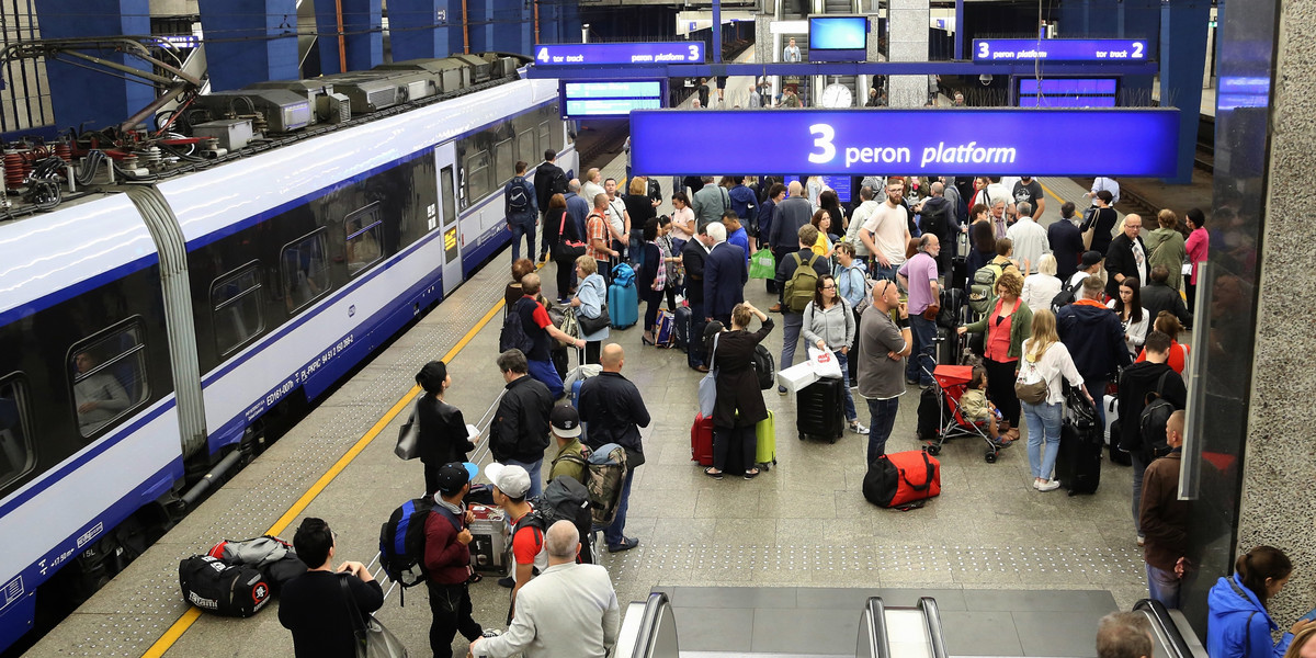 Pasażerowie PKP Intercity muszą głębiej sięgać do portfeli.