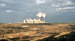 Zysk netto PGE spadł r/r do 3211,07 mln zł w 2012 r.