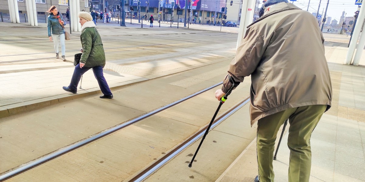 Kobiety mogą przejść na emeryturę w wieku 60 lat. Mężczyźni pięć lat później.