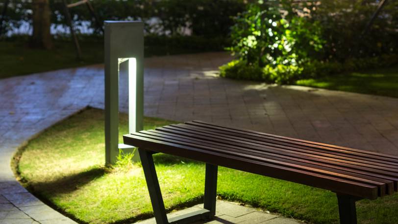 Beliebte Pollerleuchten für den Garten bis 150 Euro im Vergleich