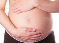 Wynajęła brzuch. Będzie walczyć o dziecko