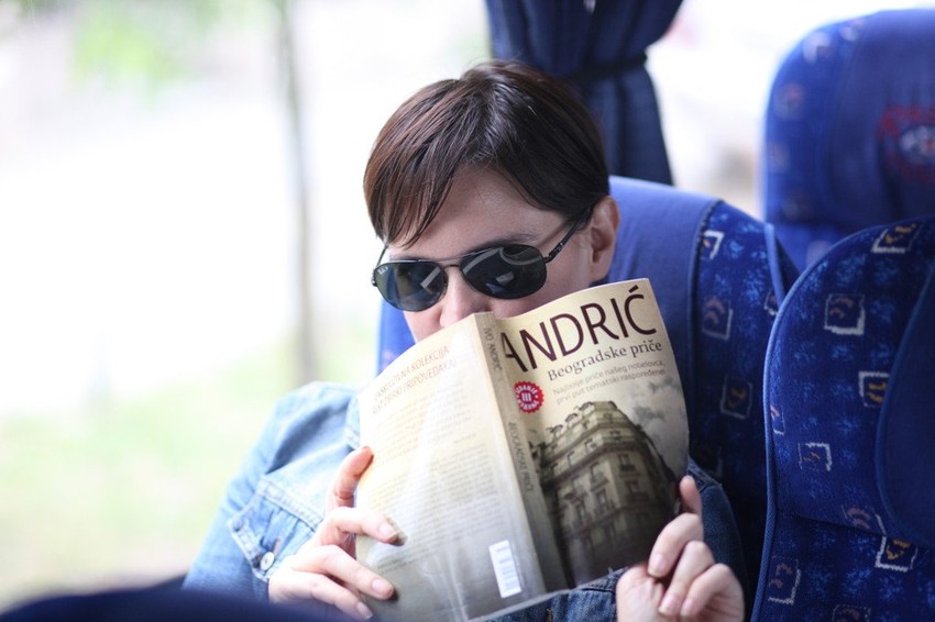 Ivana se pred finale smiruje uz knjigu