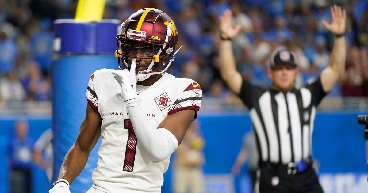 Top 7 waiver wire targets for Week 17 of fantasy football: Players to ...