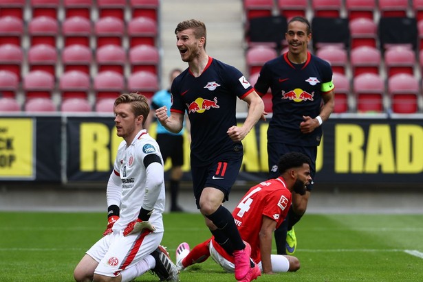 Timo Werner cieszy się po jednej z bramek