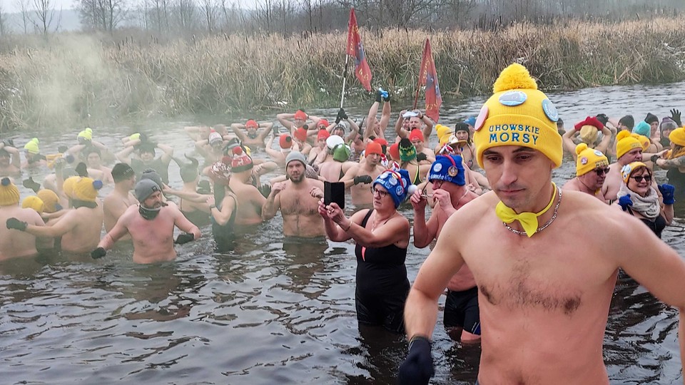 Rozpoczęcie sezonu w Podlaskim Klubie Morsów w Wasilkowie